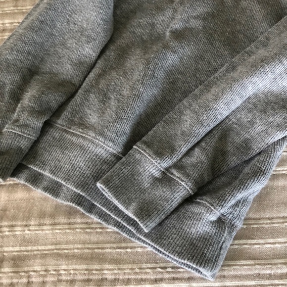 Gray sweater - Picture 4 of 5